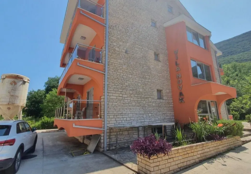 Sale, office space, 707m², Sutorina, Herceg Novi