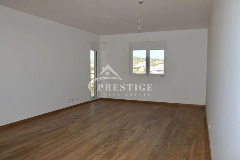 Prodaja, dvosoban stan, 77m², City Kvart, Podgorica