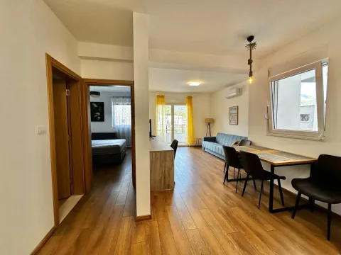 Sale, two bedroom apartment, 46m², Centar, Budva - image 2