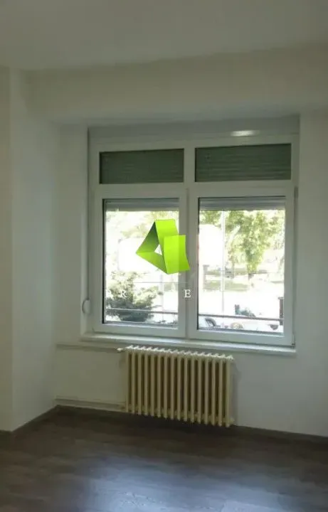 Sale, three bedroom apartment, 72m², Medijana, Niš