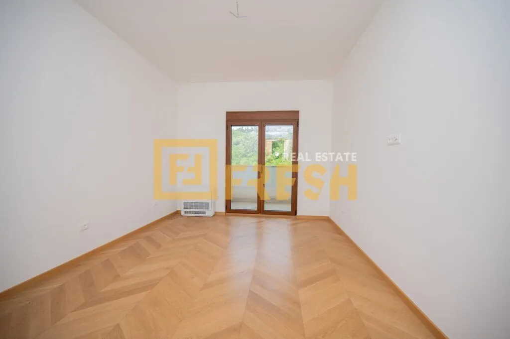 Prodaja, trosoban stan, 142m², Gorica C, Podgorica