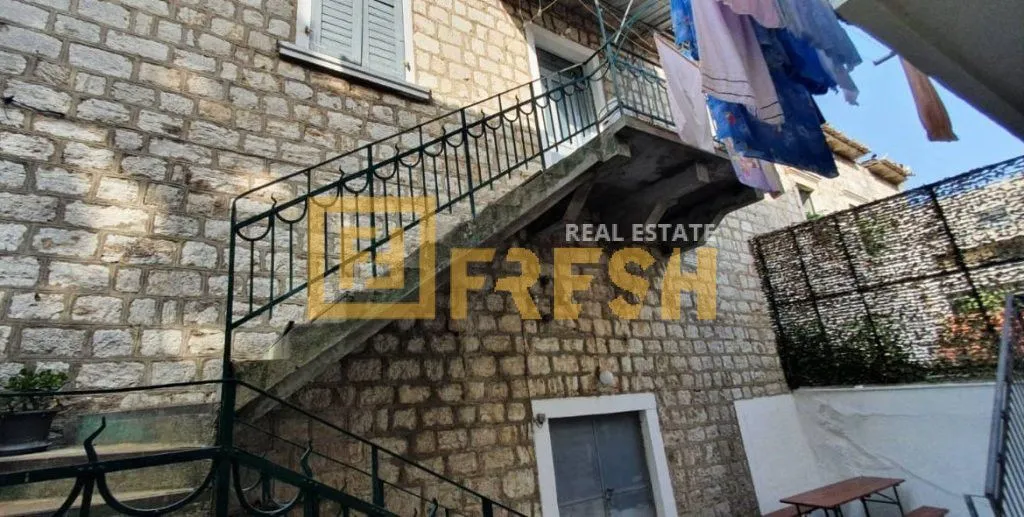 Prodaja, kuća, 219m², Herceg Novi, Crna Gora