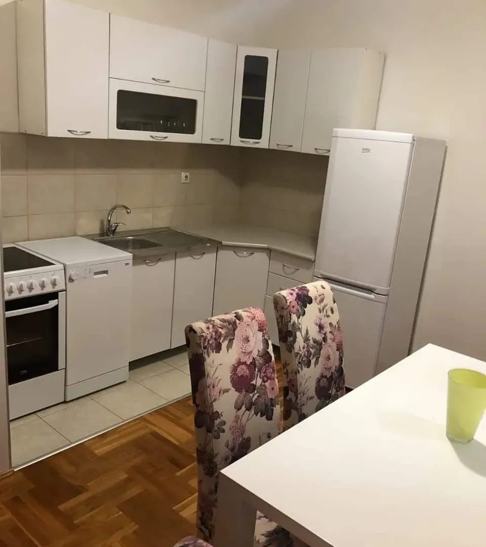 Rent, one bedroom apartment, 52m², 1 maj, Podgorica