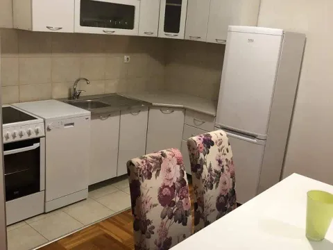 Izdavanje, jednosoban stan, 52m², 1 maj, Podgorica - image 8