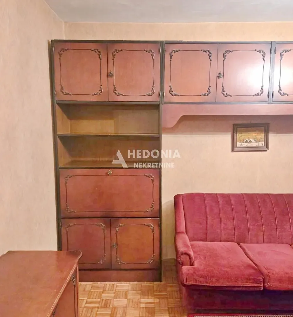 Prodaja, dvosoban stan, 49m², Karaburma, Palilula Sve Podlokacije
