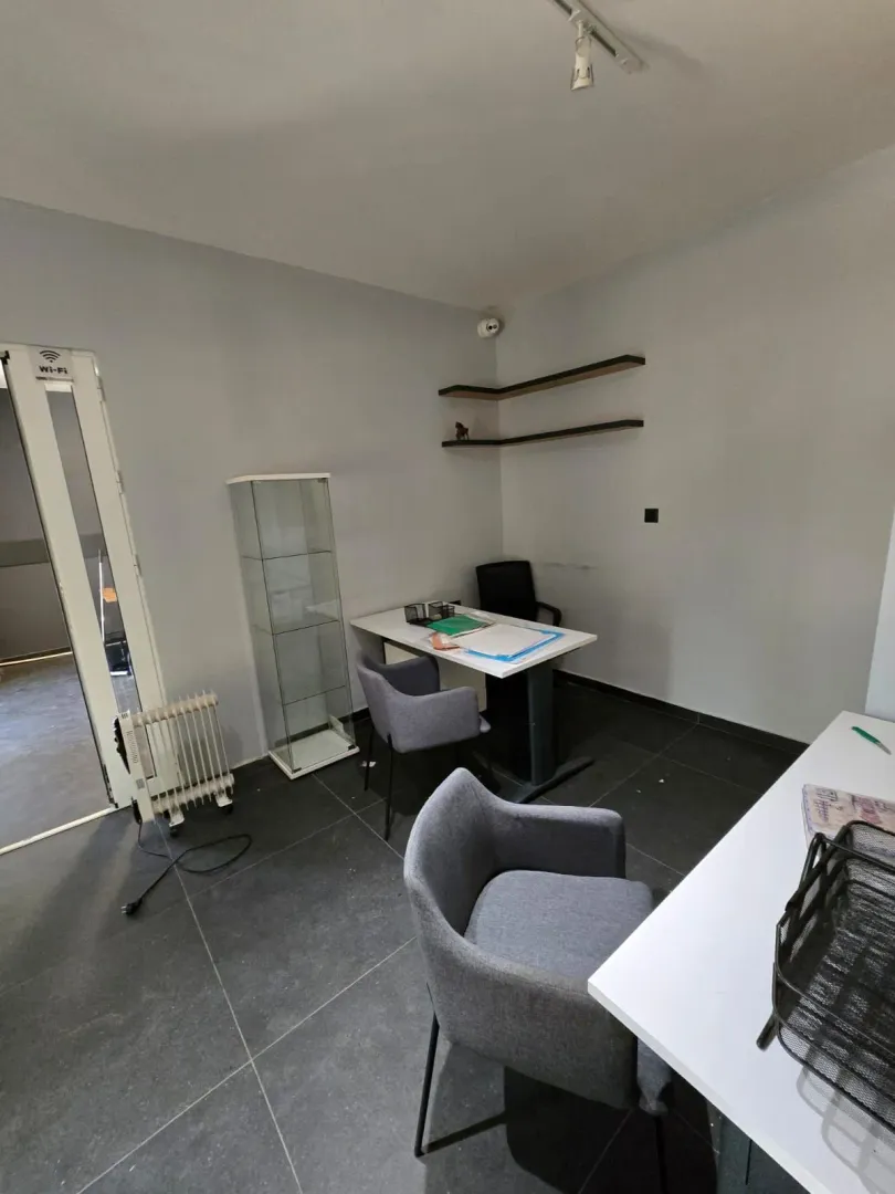 Rent, office space, 30m², Centar, Tivat