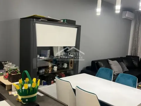 Izdavanje, trosoban stan, 67m², Uciteljsko Naselje, Zvezdara Sve Podlokacije - image 2