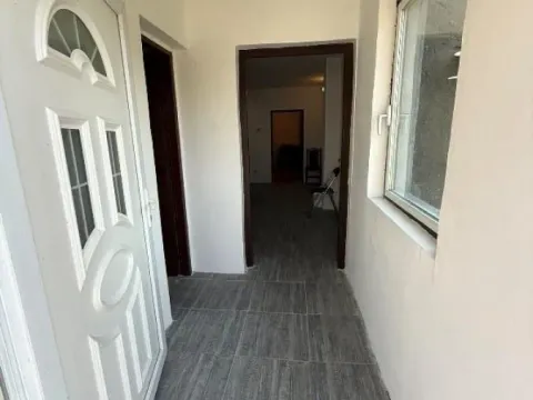 Izdavanje, kuća, 88m², Ovča, Palilula Sve Podlokacije - image 10