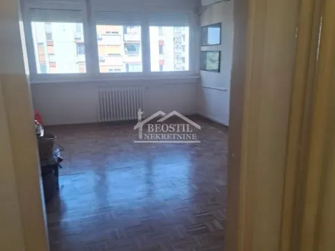 Stan in Novi Beograd Blok 70