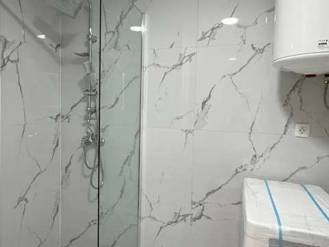 Sale, one bedroom apartment, 43m², Bečići, Budva - image 8