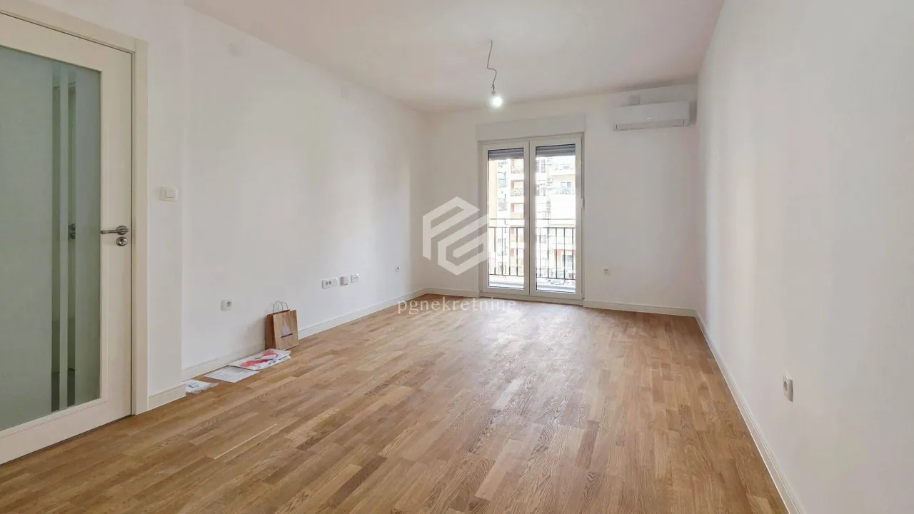 Sale, one bedroom apartment, 42m², Stari Aerodrom, Podgorica