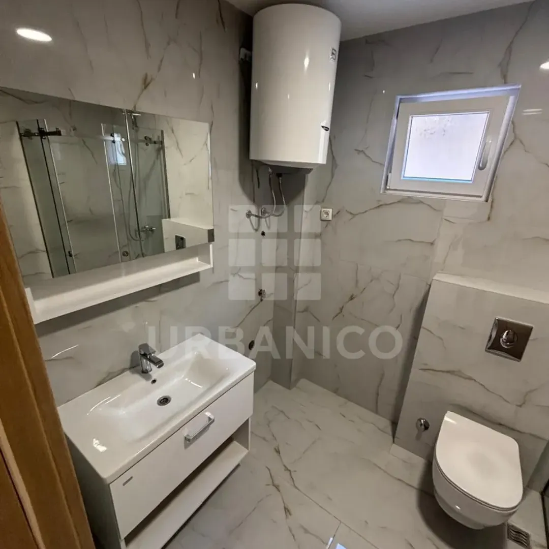 Prodaja, dvosoban stan, 64m², Dubovica, Budva