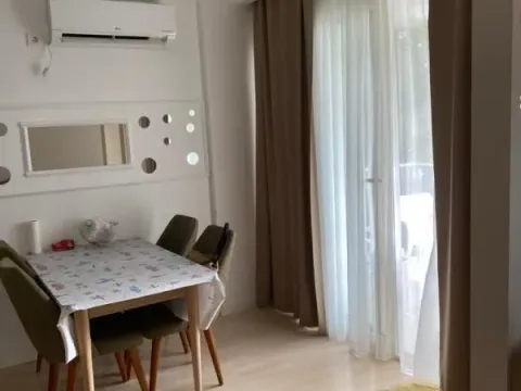 Izdavanje, jednosoban stan, 49m², Šušanj, Bar - image 7