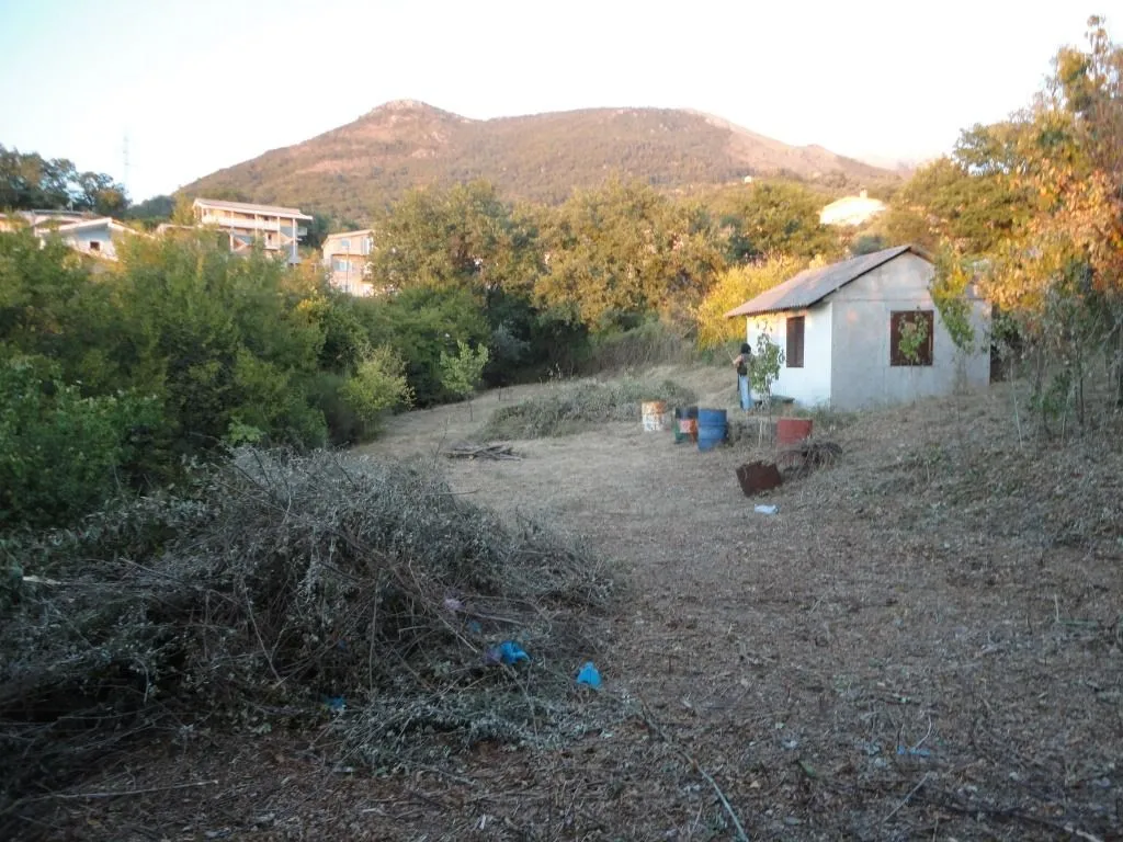 Prodaja, plac, 1181m², Burtaiši, Bar