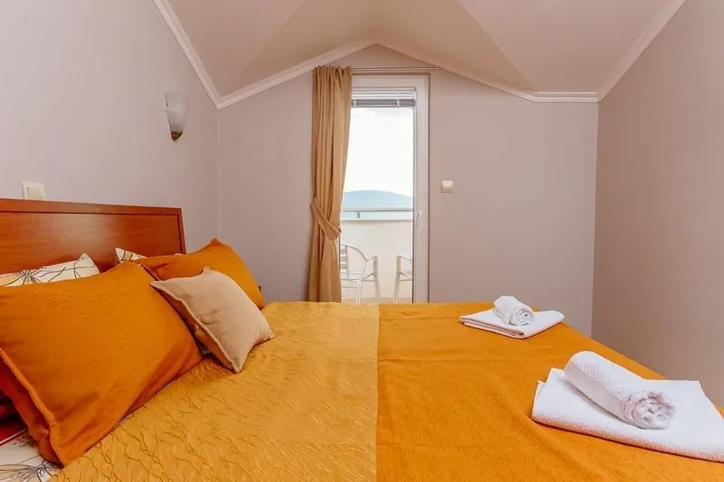 Sale, office space, 566m², Donja Lastva, Tivat