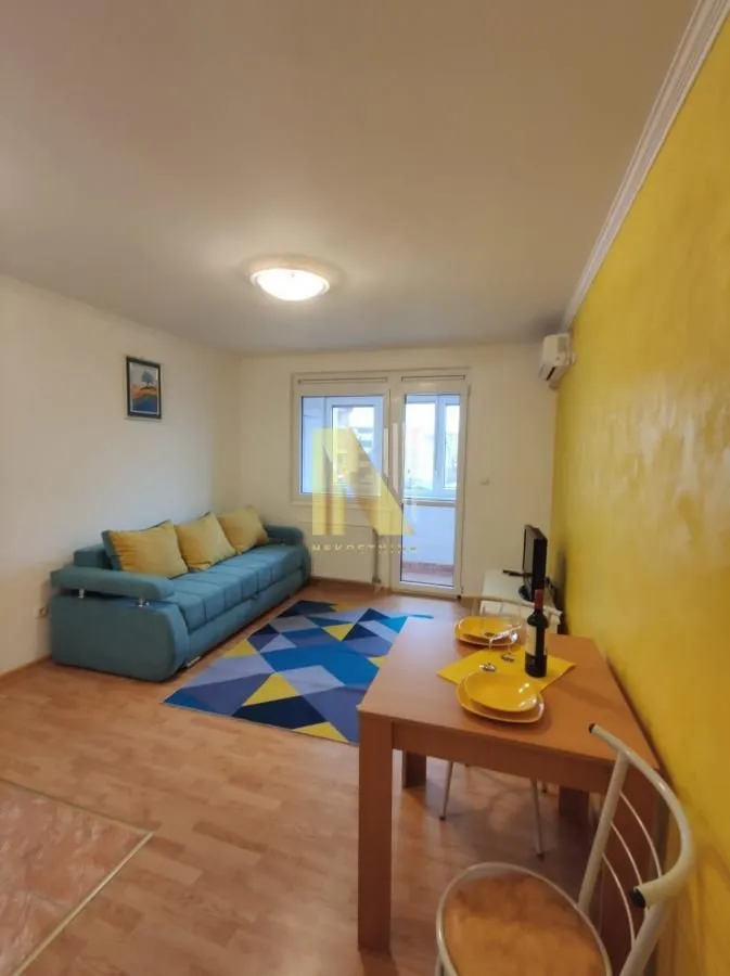 Izdavanje, jednosoban stan, 35m², Centar, Novi Sad