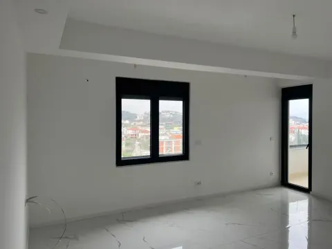Prodaja, jednosoban stan, 44m², Centar, Ulcinj - image 10