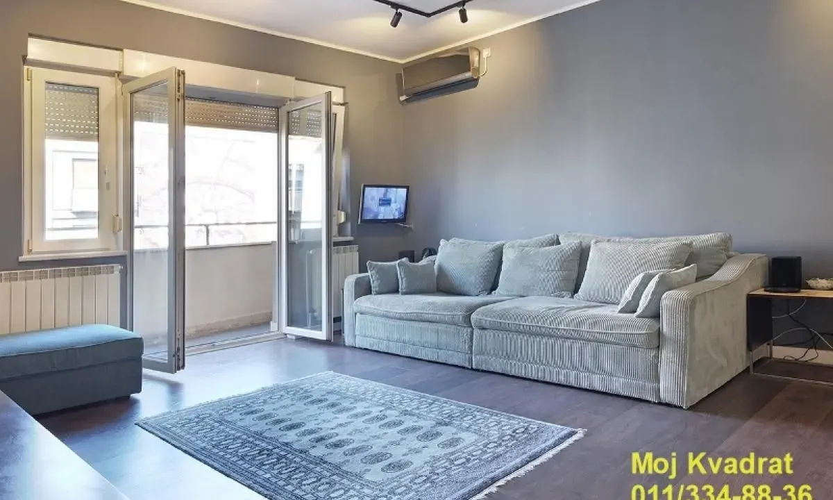 Prodaja, trosoban stan, 105m², Vračar Sve Podlokacije, Beograd