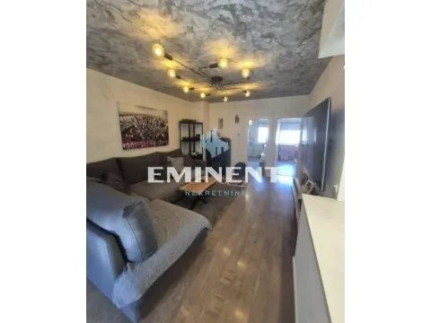 Izdavanje, četvorosoban stan, 100m², Autokomanda, Voždovac Sve Podlokacije - image 5