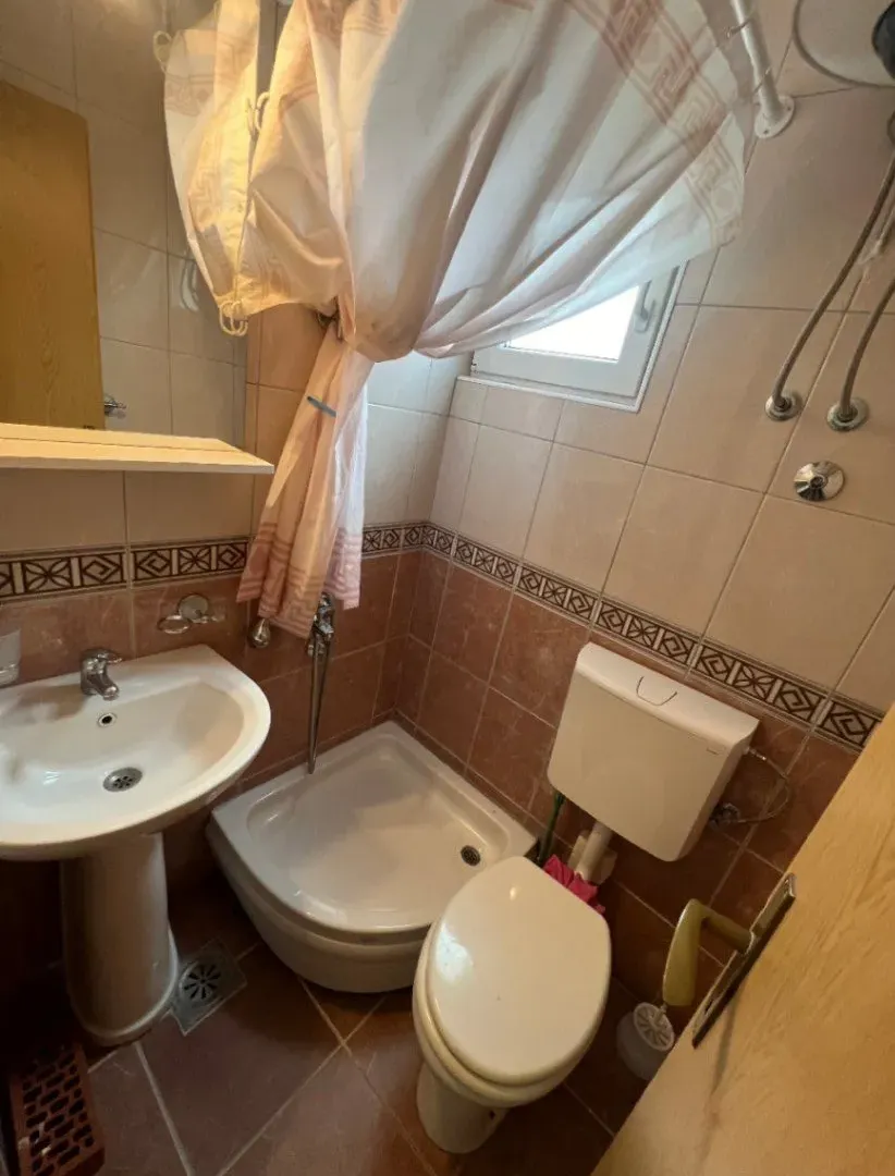 Sale, two bedroom apartment, 60m², Sutomore, Bar