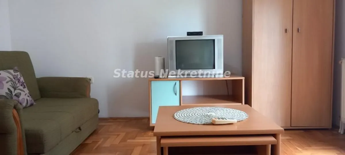 Prodaja, garsonjera, 24m², Bulevar Evrope, Novi Sad Sve Podlokacije
