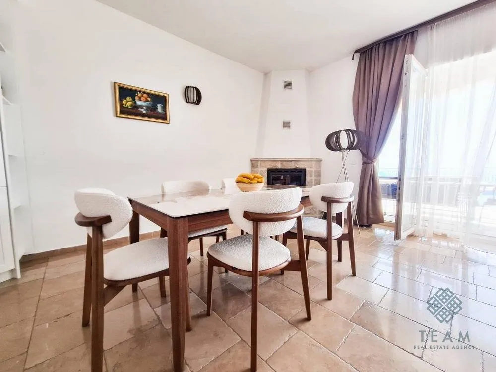 Rent, house, 140m², Reževići, Budva