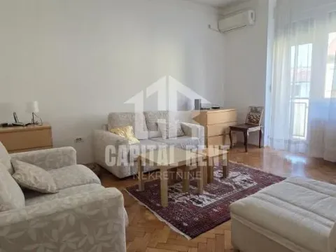 Stan in Vračar Sve Podlokacije