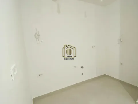 Rent, office space, 45m², City Kvart, Podgorica - image 3