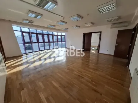 Izdavanje, poslovni prostor, 500m², Adamovićevo Naselje, Novi Sad Sve Podlokacije - image 10