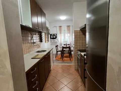 Izdavanje, trosoban stan, 108m², Momišići, Podgorica - image 4