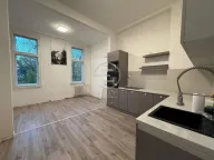 Izdavanje, trosoban stan, 136m², Kej, Novi Sad Sve Podlokacije - image 11