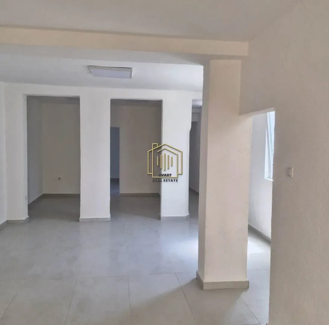 Rent, office space, 90m², Masline, Podgorica