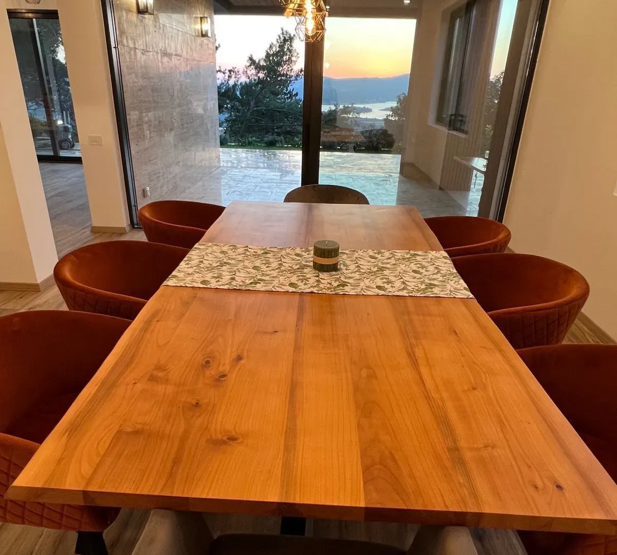Prodaja, kuća, 317m², Kavač, Kotor