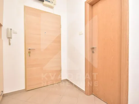 Rent, one bedroom apartment, 52m², Tuški Put, Podgorica - image 7