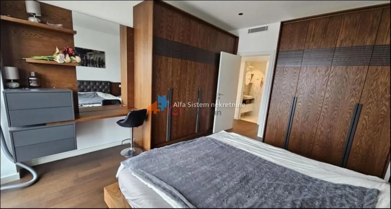 Prodaja, dvosoban stan, 62m², Novi Beograd Blok 65, Novi Beograd Sve Podlokacije