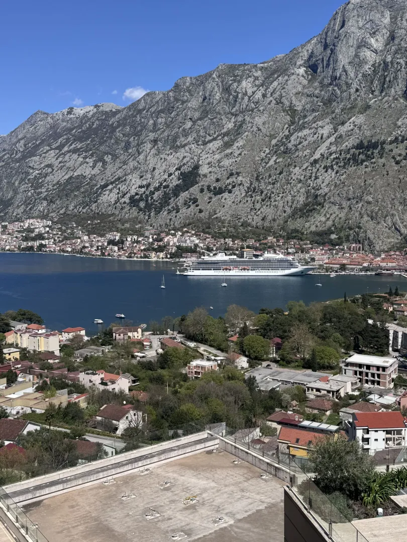 Prodaja, stan, 173m², Kotor, Crna Gora