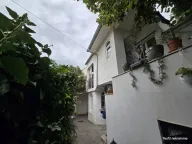 Prodaja, kuća, 200m², Lekino Brdo, Voždovac Sve Podlokacije - image 1