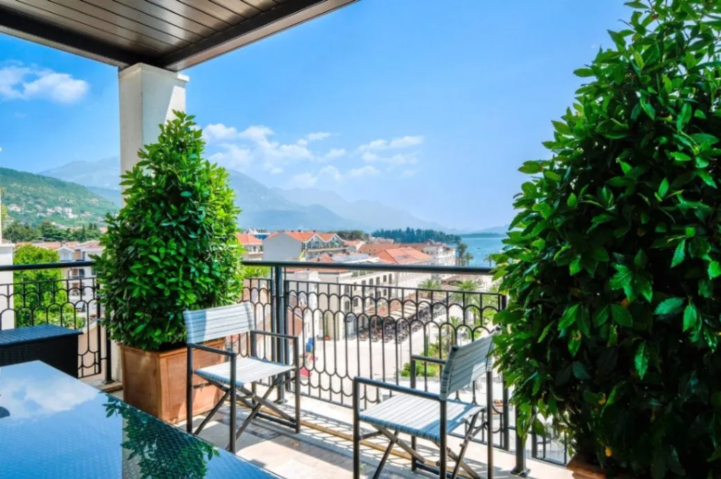 Prodaja, dvosoban stan, 135m², Porto Montenegro, Tivat