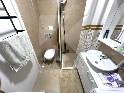 Izdavanje, jednosoban stan, 44m², Tološi, Podgorica - image 9