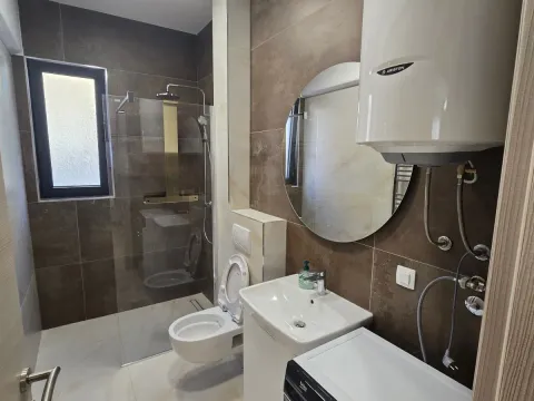 Rent, two bedroom apartment, 75m², Pod Kuk, Tivat - image 8