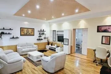 Sale, two bedroom apartment, 80m², Zeleni Venac, Beograd - image 2