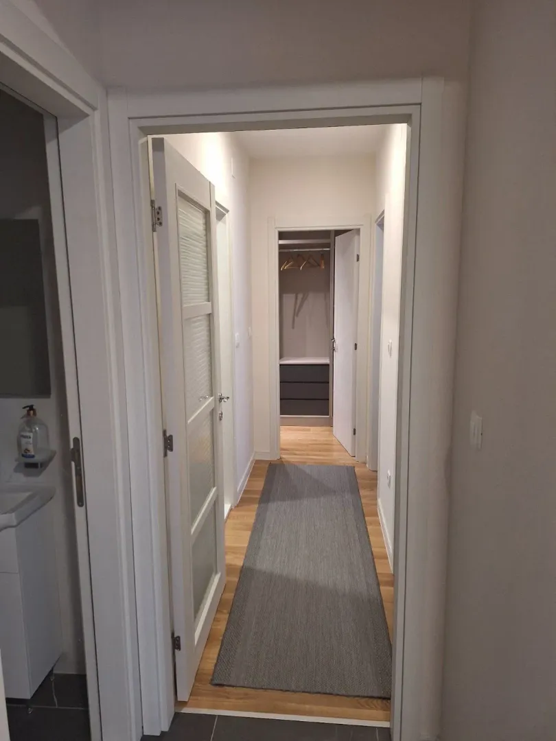 Izdavanje, četvorosoban stan, 94m², City Kvart, Podgorica