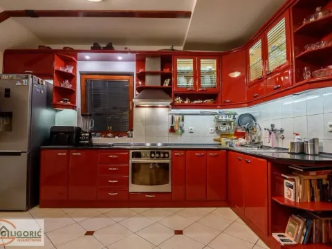 Sale, four bedroom apartment, 104m², Stari Grad, Beograd - image 7