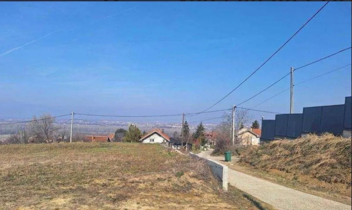 Prodaja, plac, 1100m², Beočin, Srbija