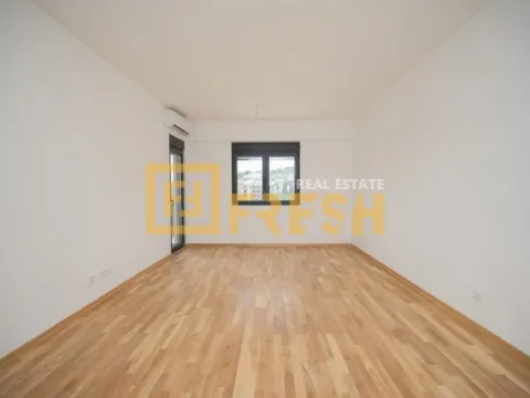 Prodaja, dvosoban stan, 64m², Centar, Podgorica - image 3