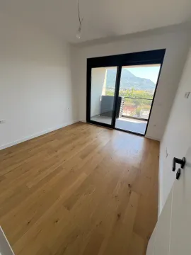 Prodaja, jednosoban stan, 55m², Centar, Bar - image 5