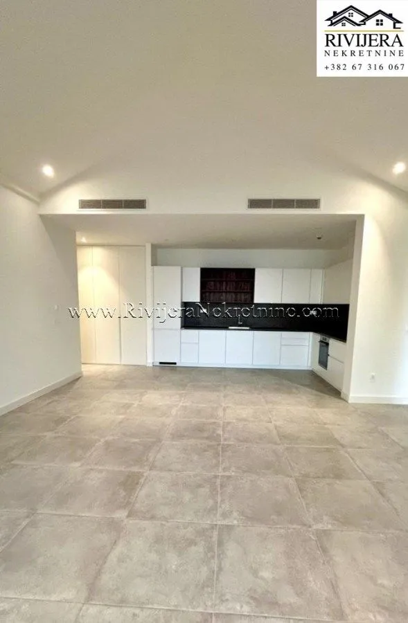 Prodaja, jednosoban stan, 75m², Luštica Bay, Tivat