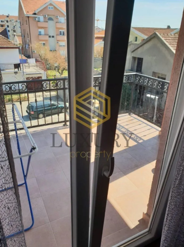Rent, one bedroom apartment, 50m², Stari Aerodrom, Podgorica
