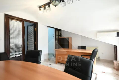 Rent, office space, 150m², Centar, Podgorica - image 14