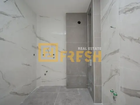 Prodaja, četvorosoban stan, 206m², Momišići, Podgorica - image 8